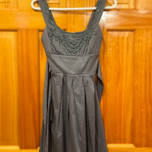 Trixxi Sleeveless Sundress | Padded, pleated Dark Grey | Size 1 (Juniors) - Picture 3 of 5